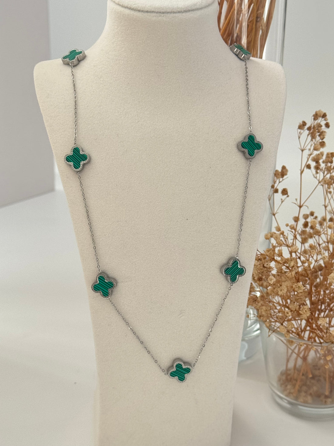 İTHAL MARKA MODEL SİLVER UZUN ÇELİK KOLYE