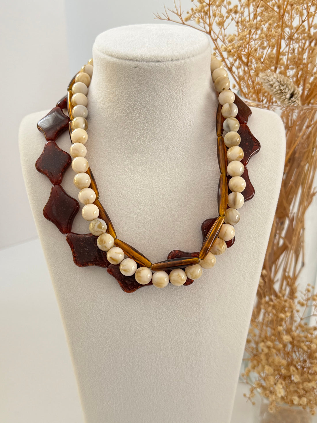 İTHAL 3 SIRALI KAHVERENGİ BONCUK KOLYE