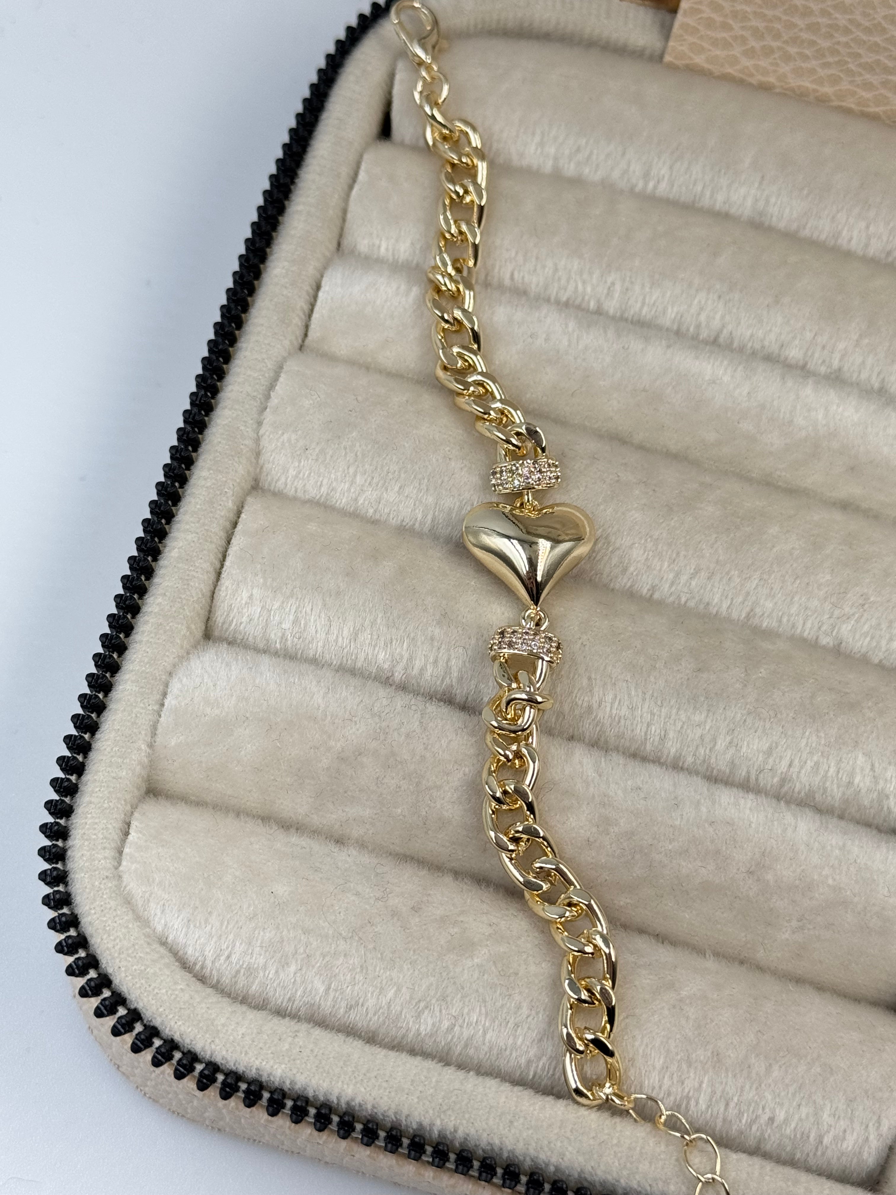 İTHAL KALP DETAYLI BİLEKLİK