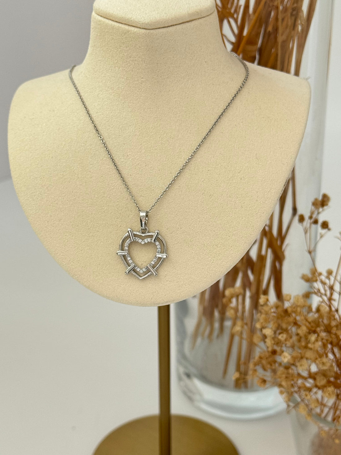 İTHAL KALP DETAYLI SİLVER ÇELİK KOLYE