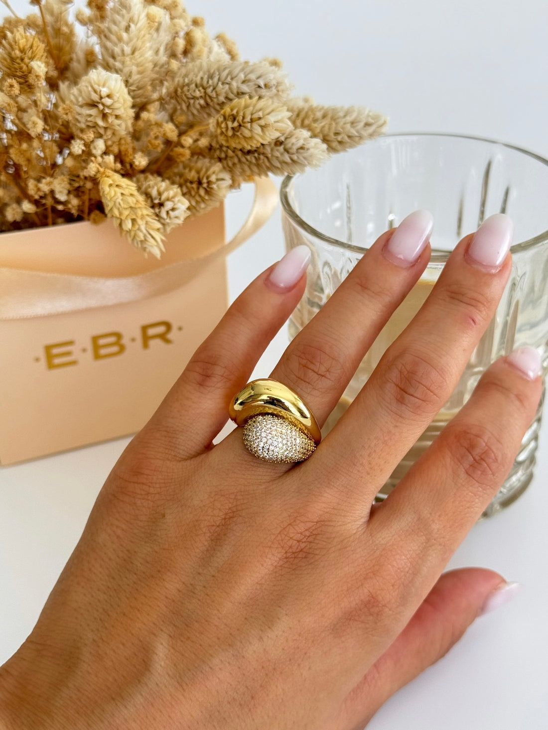 İTHAL TAŞ DETAYLI AYARLANABİLİR GOLD YÜZÜK