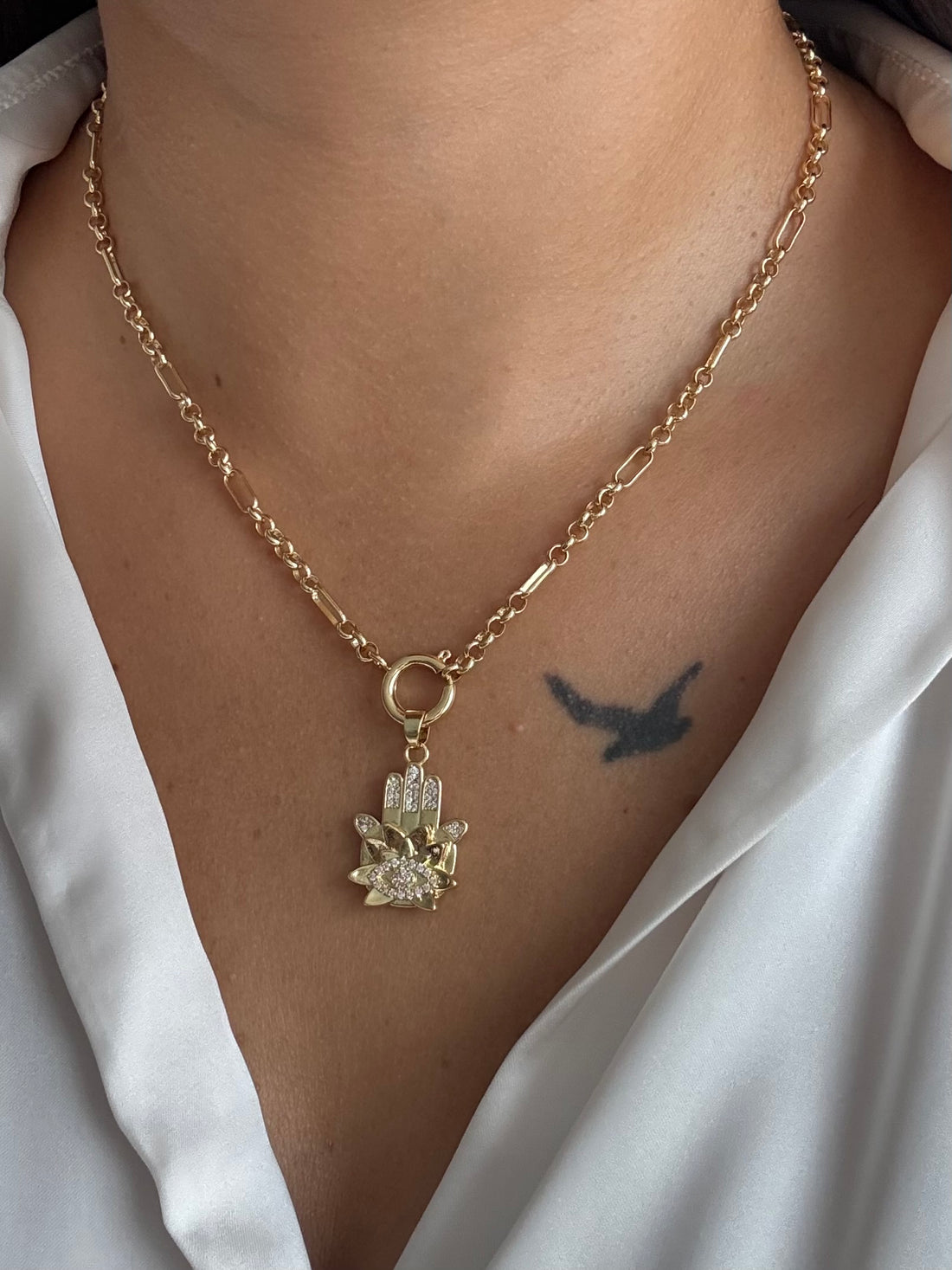 ARELA FATIMA ANA ELİ DETAYLI MİSTİK GOLD KOLYE