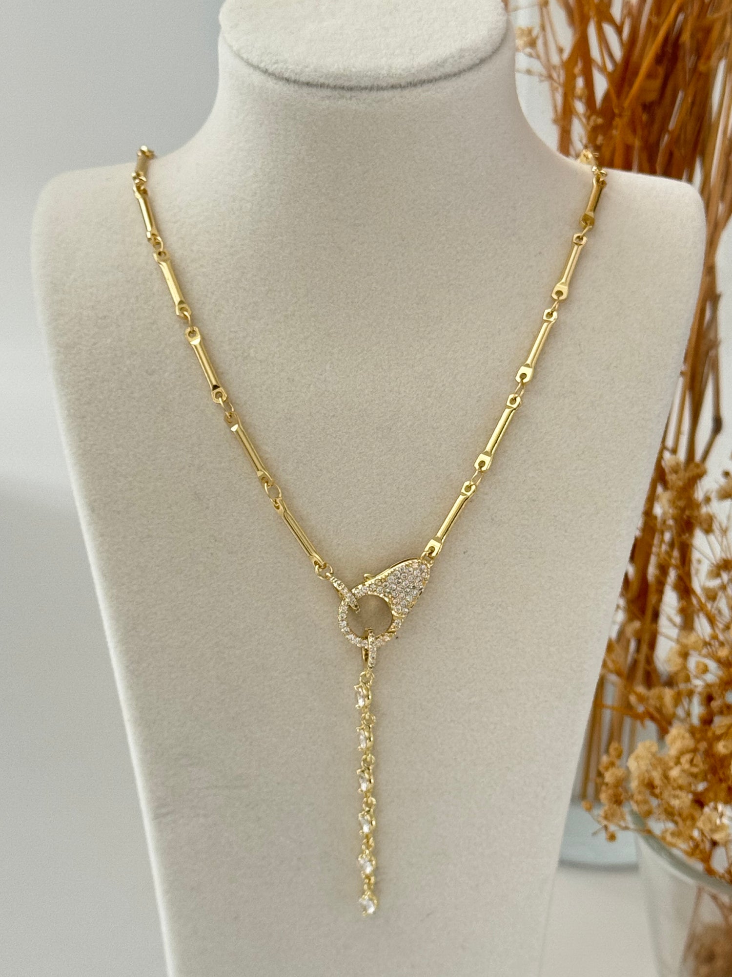 İTHAL TAŞLI ISTAKOZ PENÇELİ GOLD KOLYE