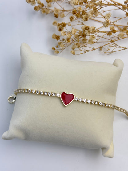 İTHAL KIRMIZI KALP DETAYLI ZİRKON TAŞLI BİLEKLİK