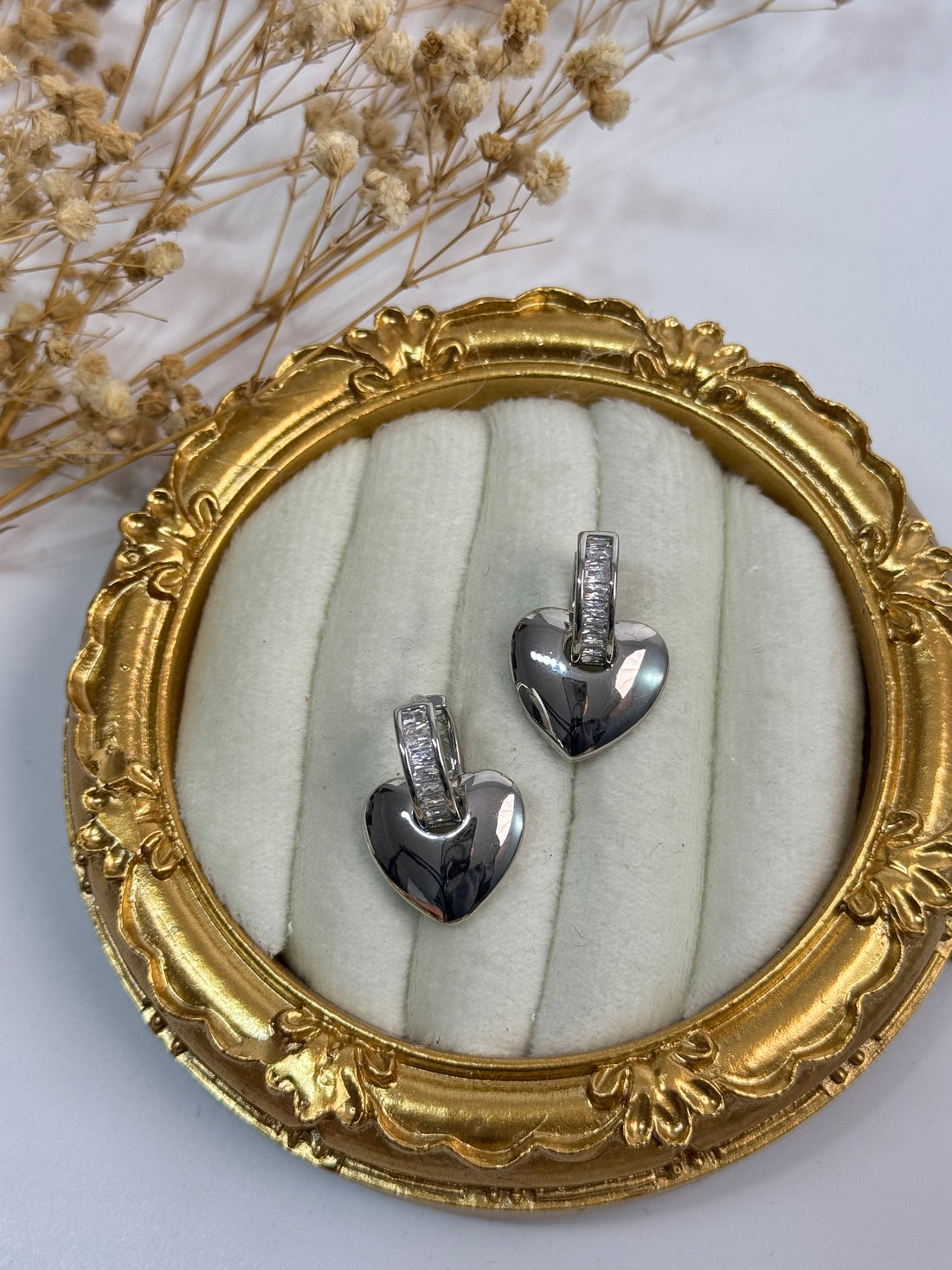 İTHAL KALP DETAYLI SİLVER KÜPE