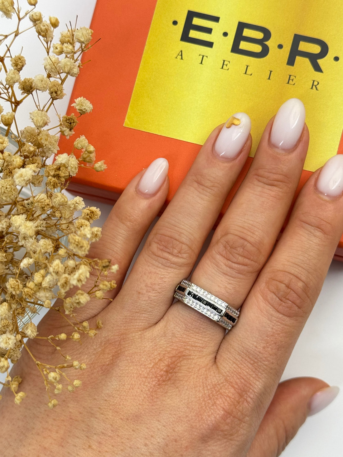 İTHAL SİYAH TAŞLI SİLVER AYARLANABİLİR YÜZÜK