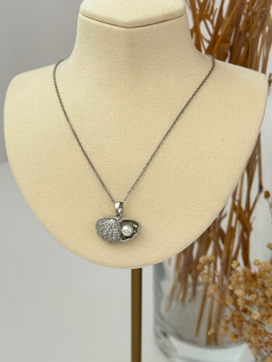 İNCİLİ İSTİRİDYE SİLVER ÇELİK KOLYE