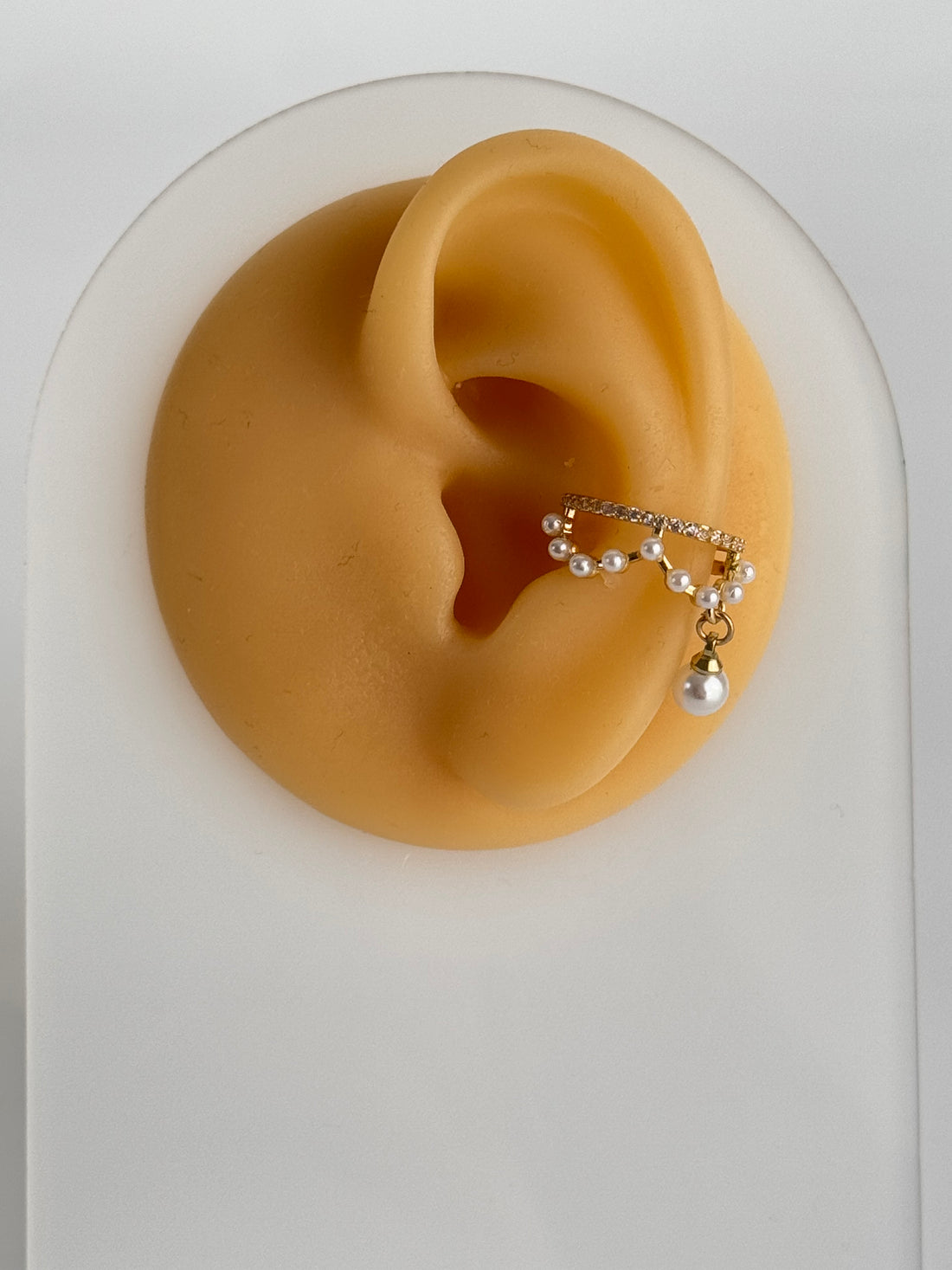 İTHAL İNCİ DETAYLI GOLD KIKIRDAK KÜPE EARCUFF