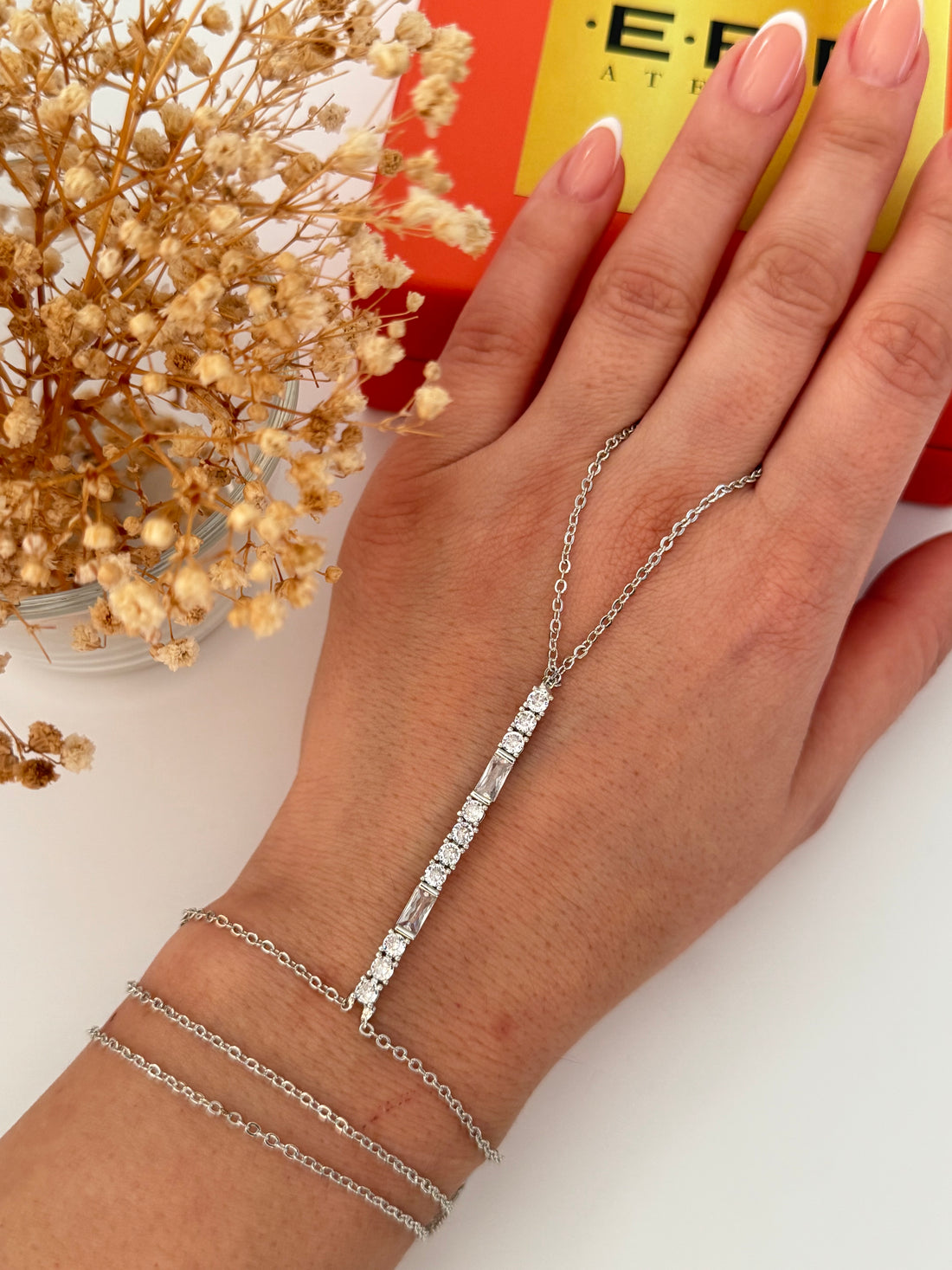 İTHAL TAŞ DETAYLI SİLVER ŞAHMERAN