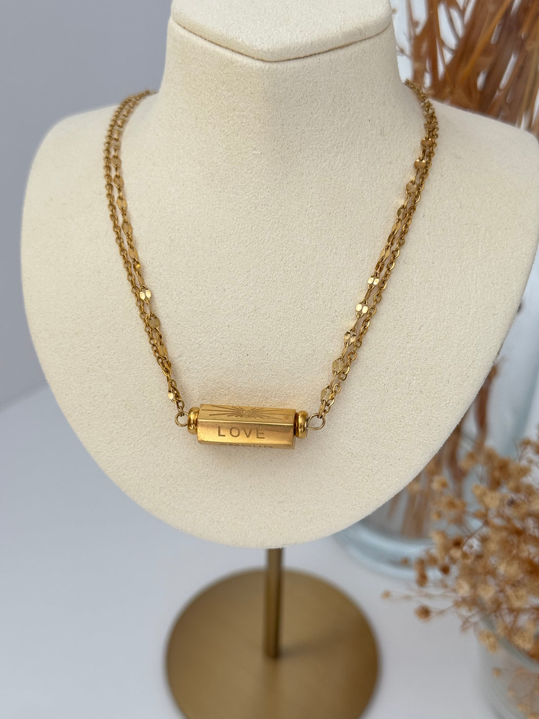 İTHAL LOVE PLAKA YAZILI GOLD ÇELİK KOLYE