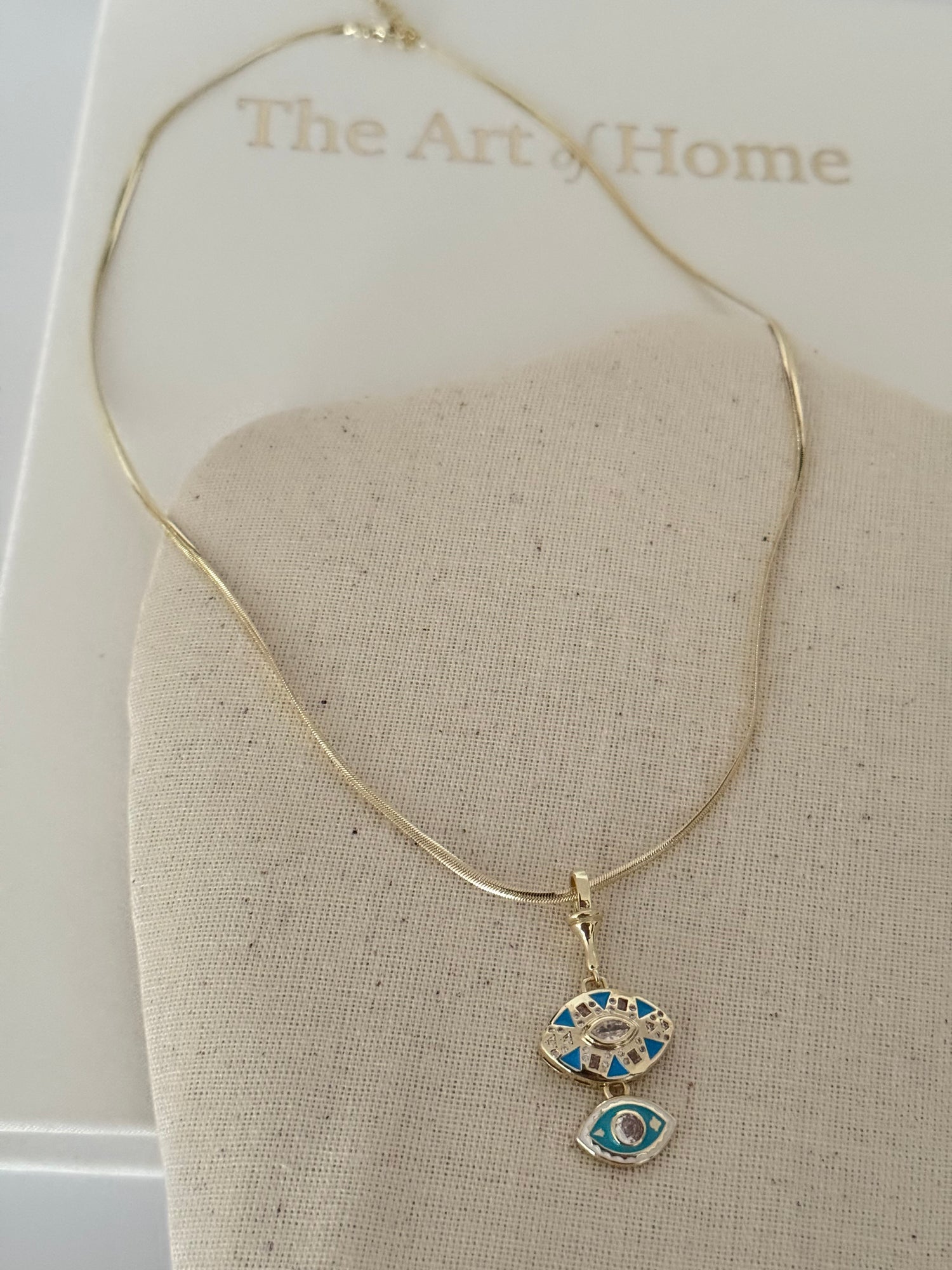 IVONNE GÖZ DETAYLI GOLD KOLYE