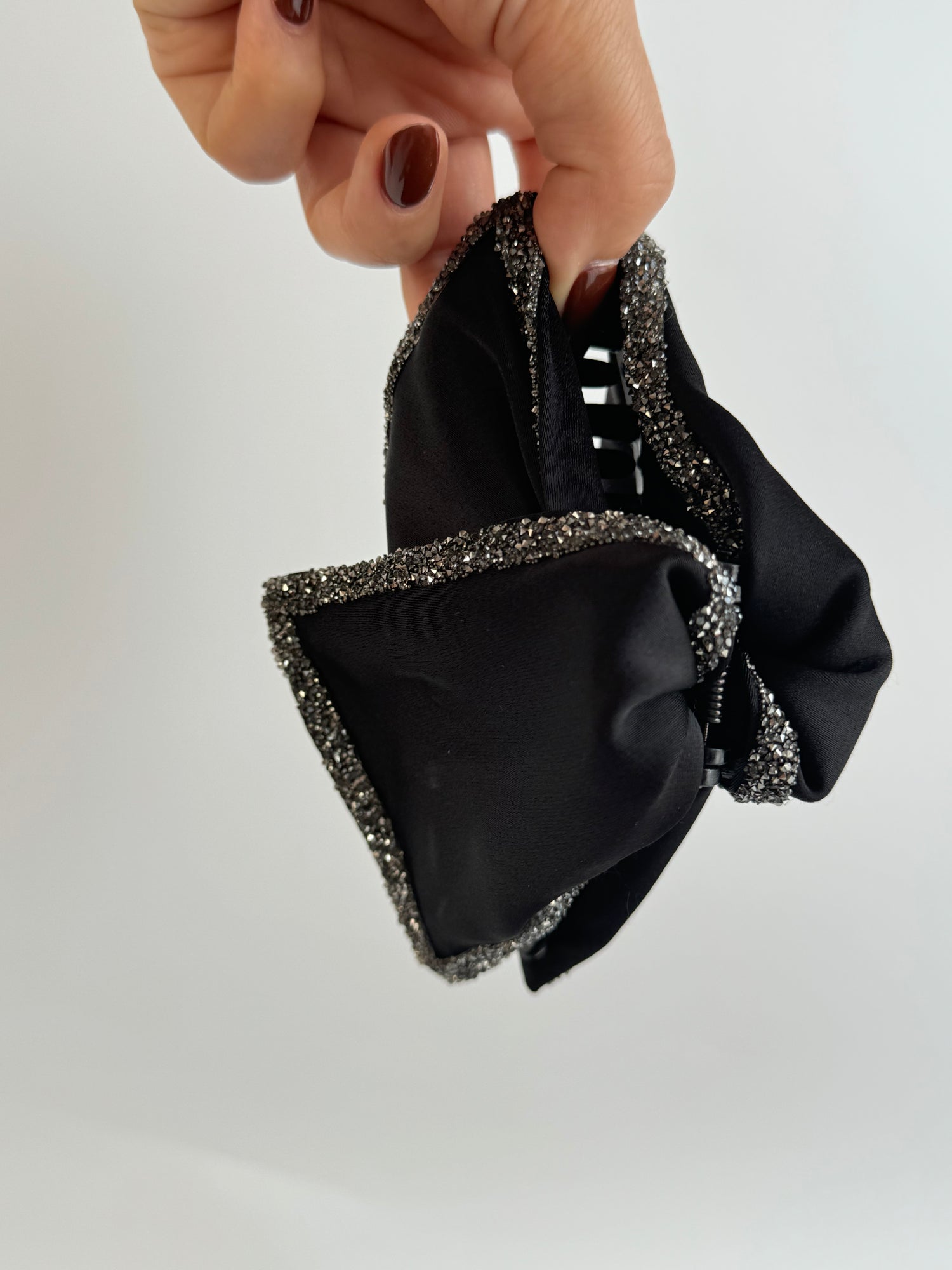 İTHAL TAŞ DETAYLI MANDAL DUBAİ TOKA