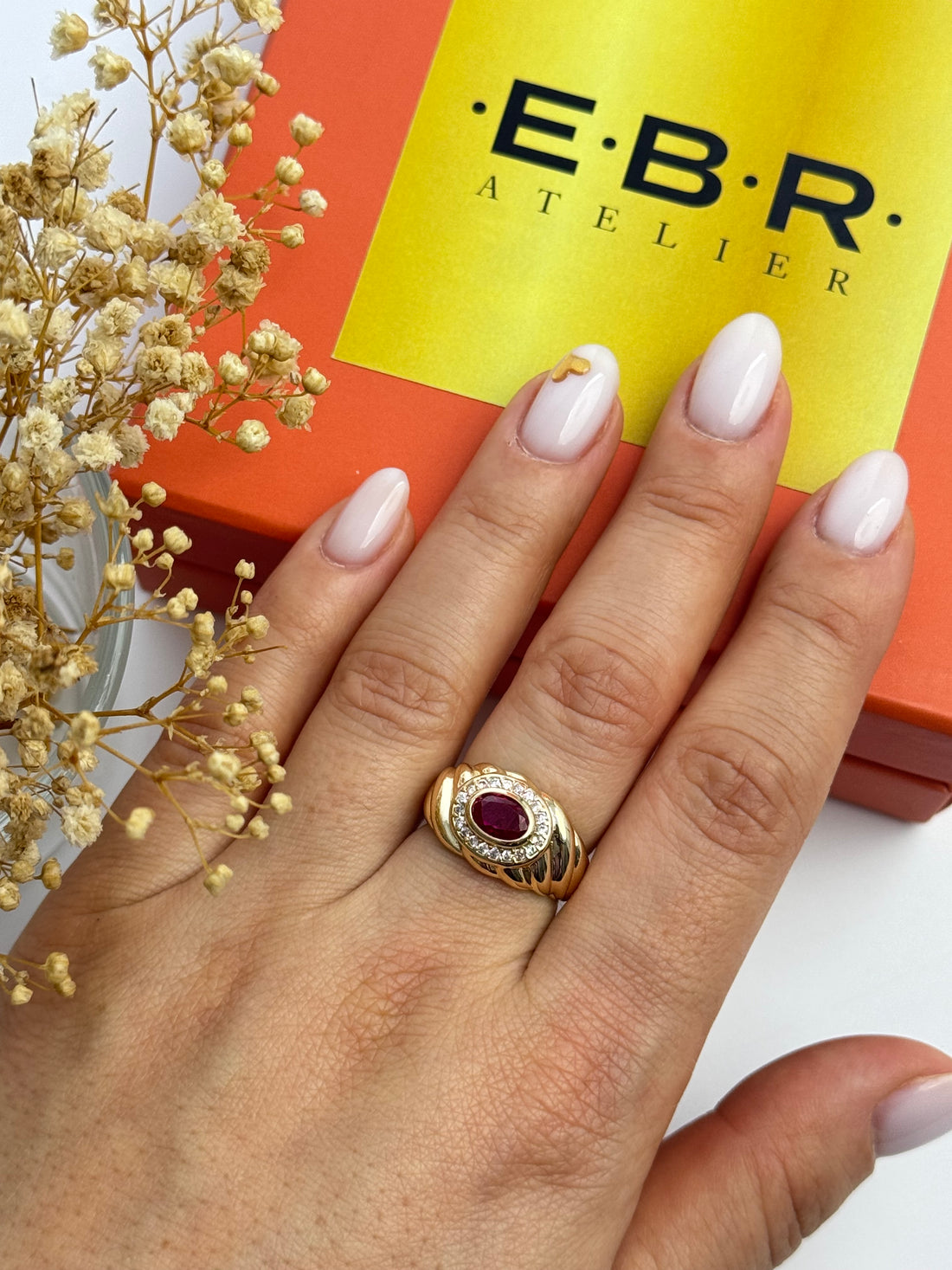 İTHAL FUŞYA TAŞ DETAYLI GOLD AYARLANABİLİR YÜZÜK