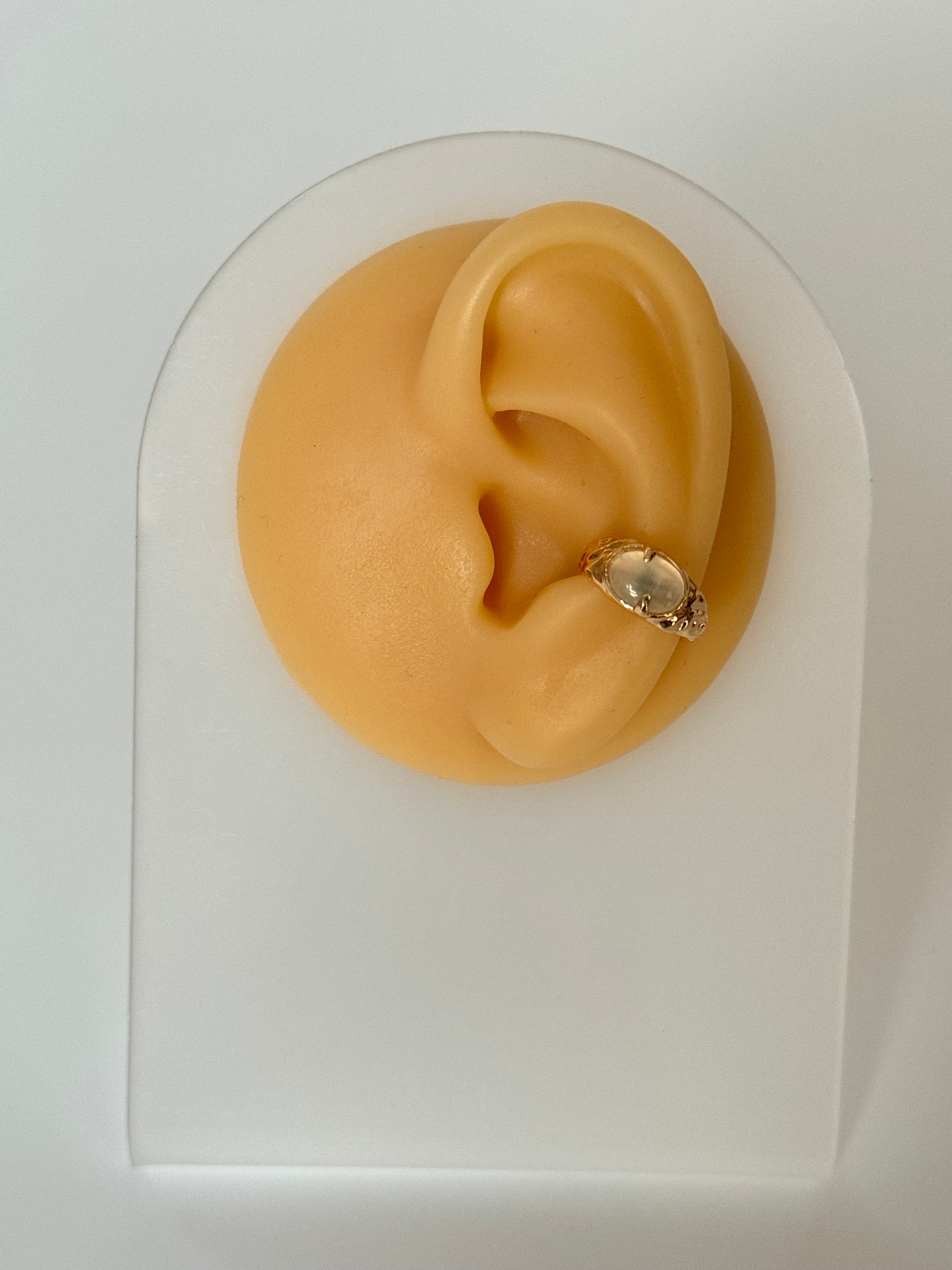 İTHAL TAŞLI GOLD KIKIRDAK KÜPE EARCUFF