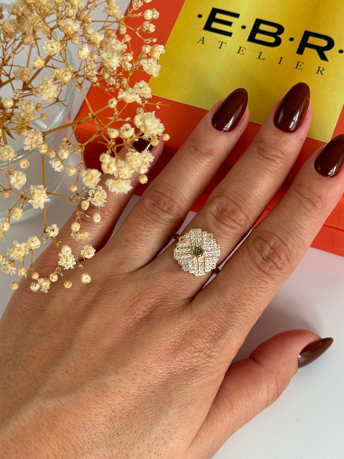 İTHAL YEŞİL TAŞ DETAYLI AYARLANABİLİR GOLD YÜZÜK