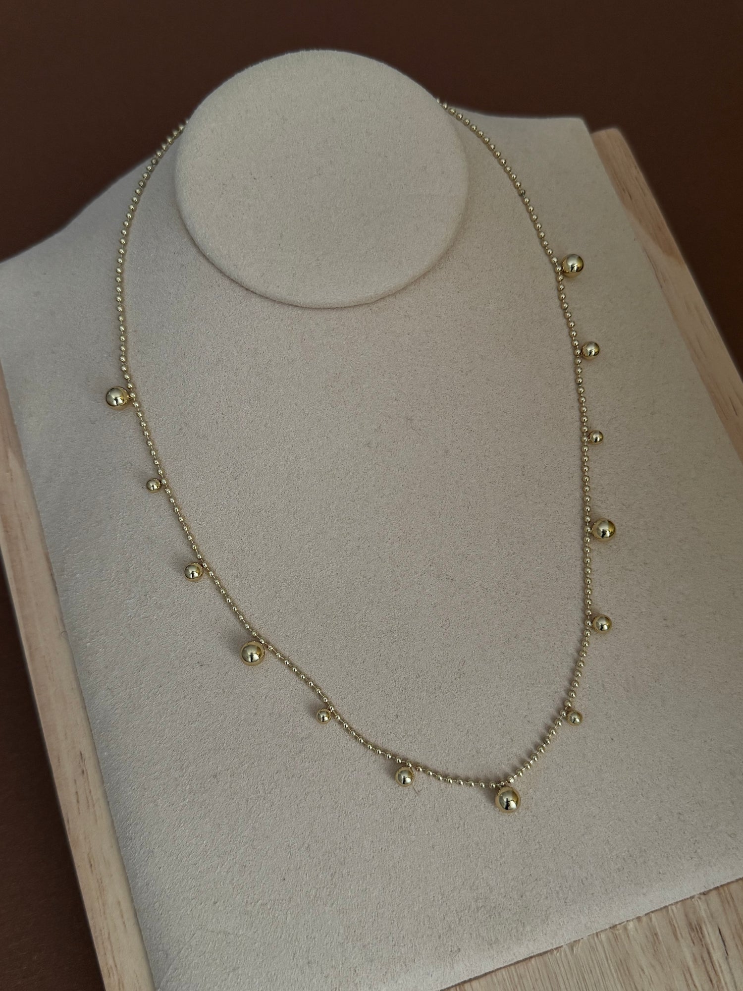 PANTEA TOP DETAYLI GOLD KOLYE