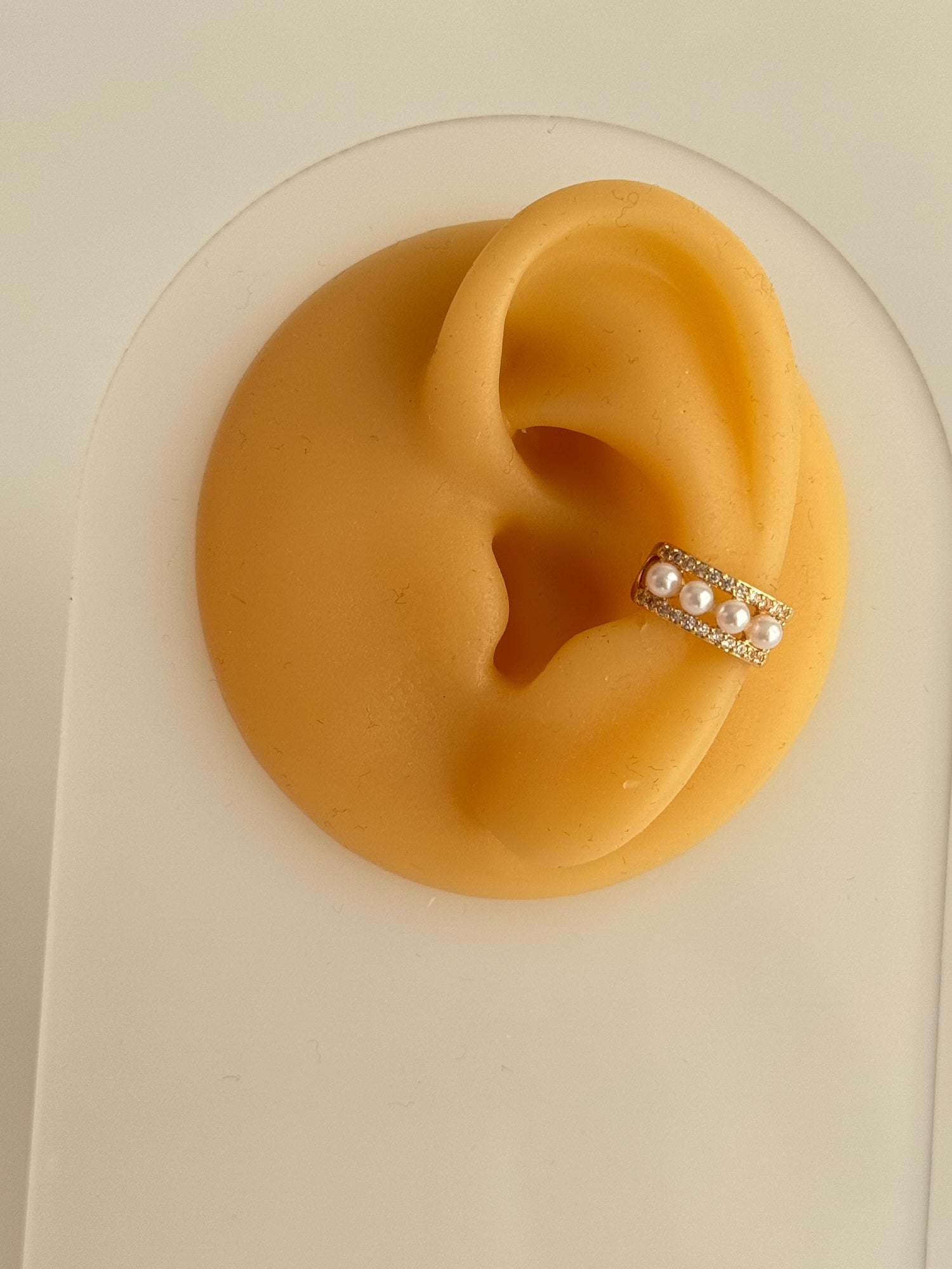 İTHAL İNCİLİ GOLD KIKIRDAK KÜPE EARCUFF