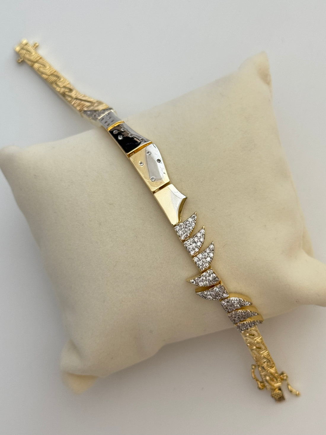 TOREZ İTHAL TAŞ DETAYLI GOLD BİLEKLİK