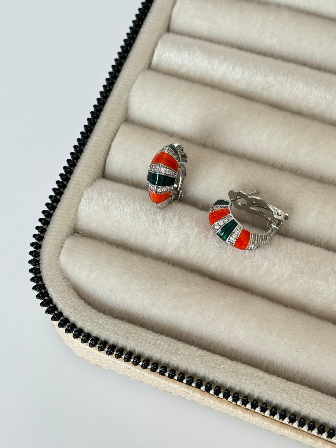 İTHAL RENKLİ SİLVER HALKA KÜPE