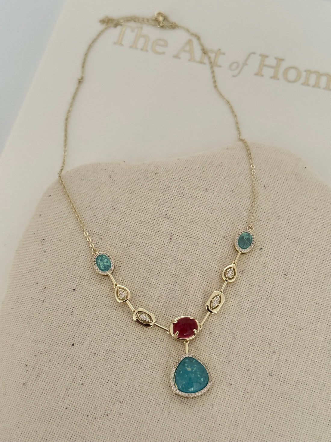 SOLEA RENKLİ TAŞ DETAYLI GOLD Y KOLYE