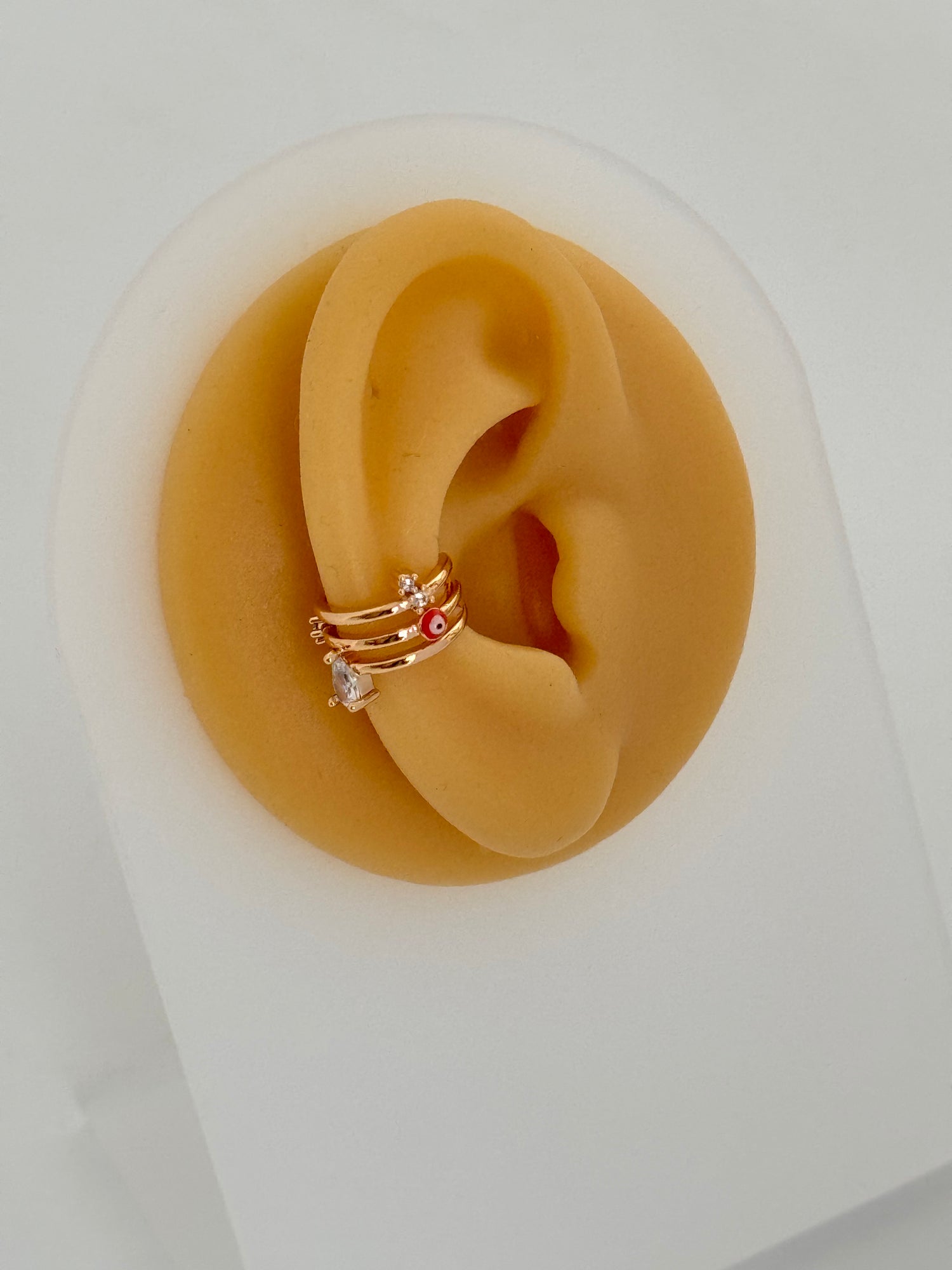 İTHAL KIRMIZI NAZAR BONCUK DETAYLI GOLD KIKIRDAK KÜPE EARCUFF