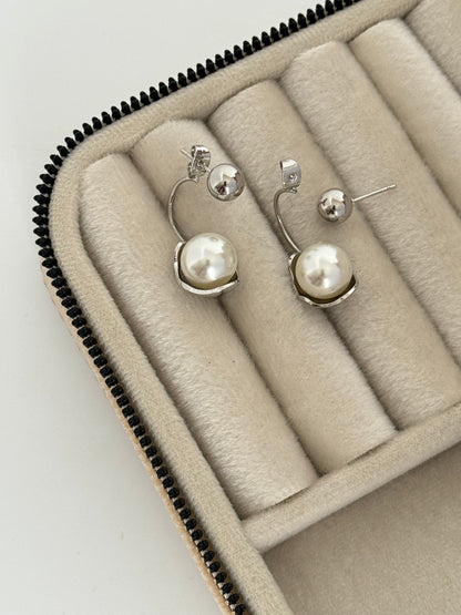 İTHAL İNCİ DETAYLI SİLVER KÜPE