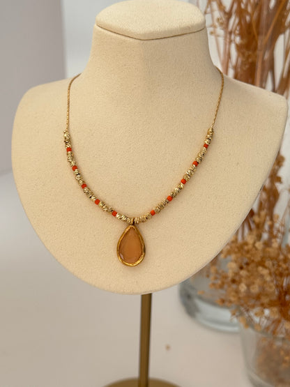 ARYAN SARI KRİSTAL TAŞLI ALTIN KAPLAMA DORİKA KOLYE