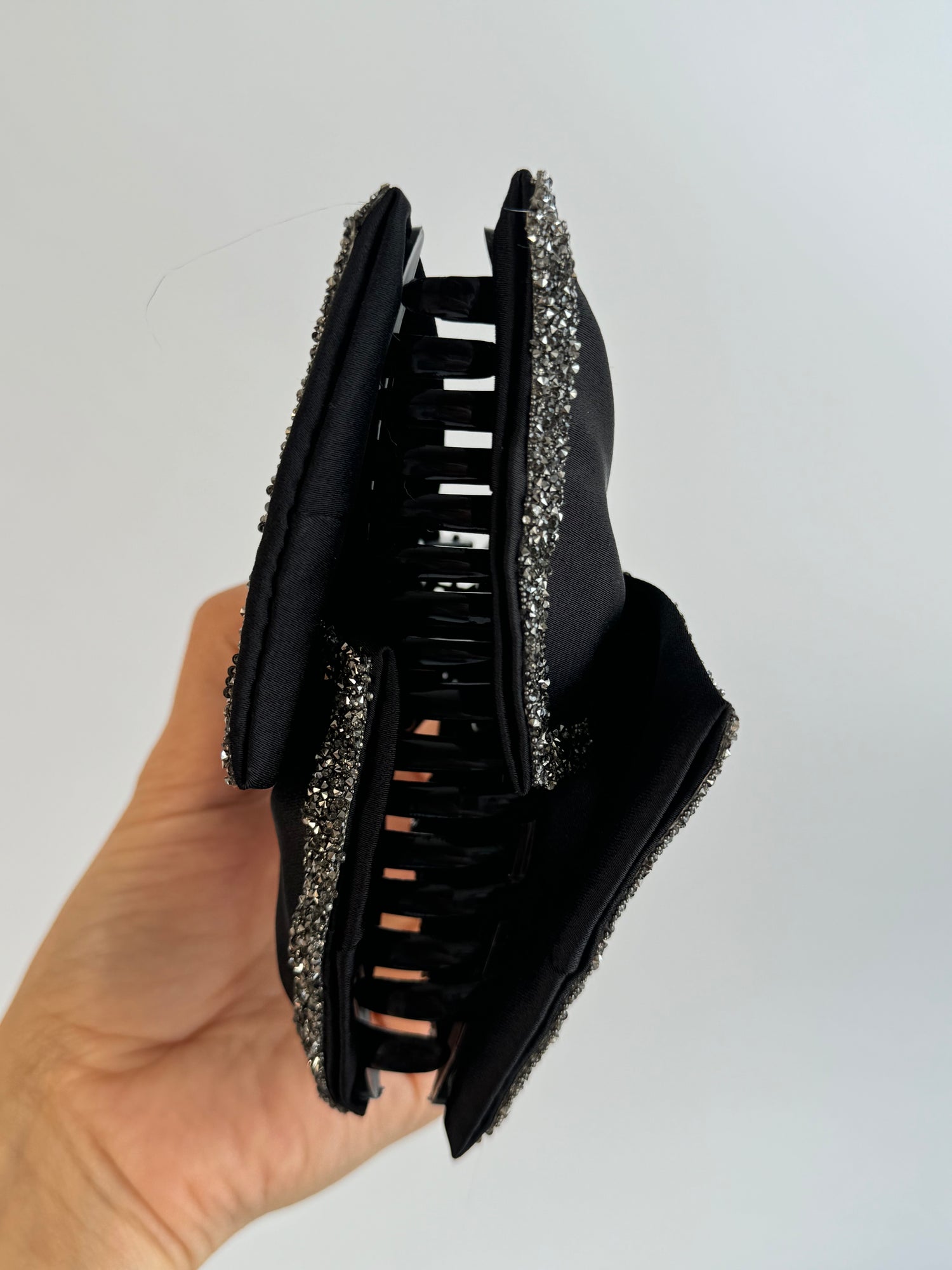 İTHAL TAŞ DETAYLI MANDAL DUBAİ TOKA