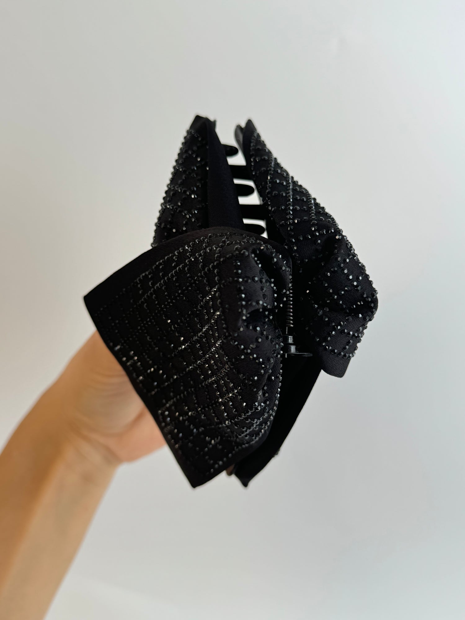 İTHAL TAŞ DETAYLI MANDAL DUBAİ TOKA