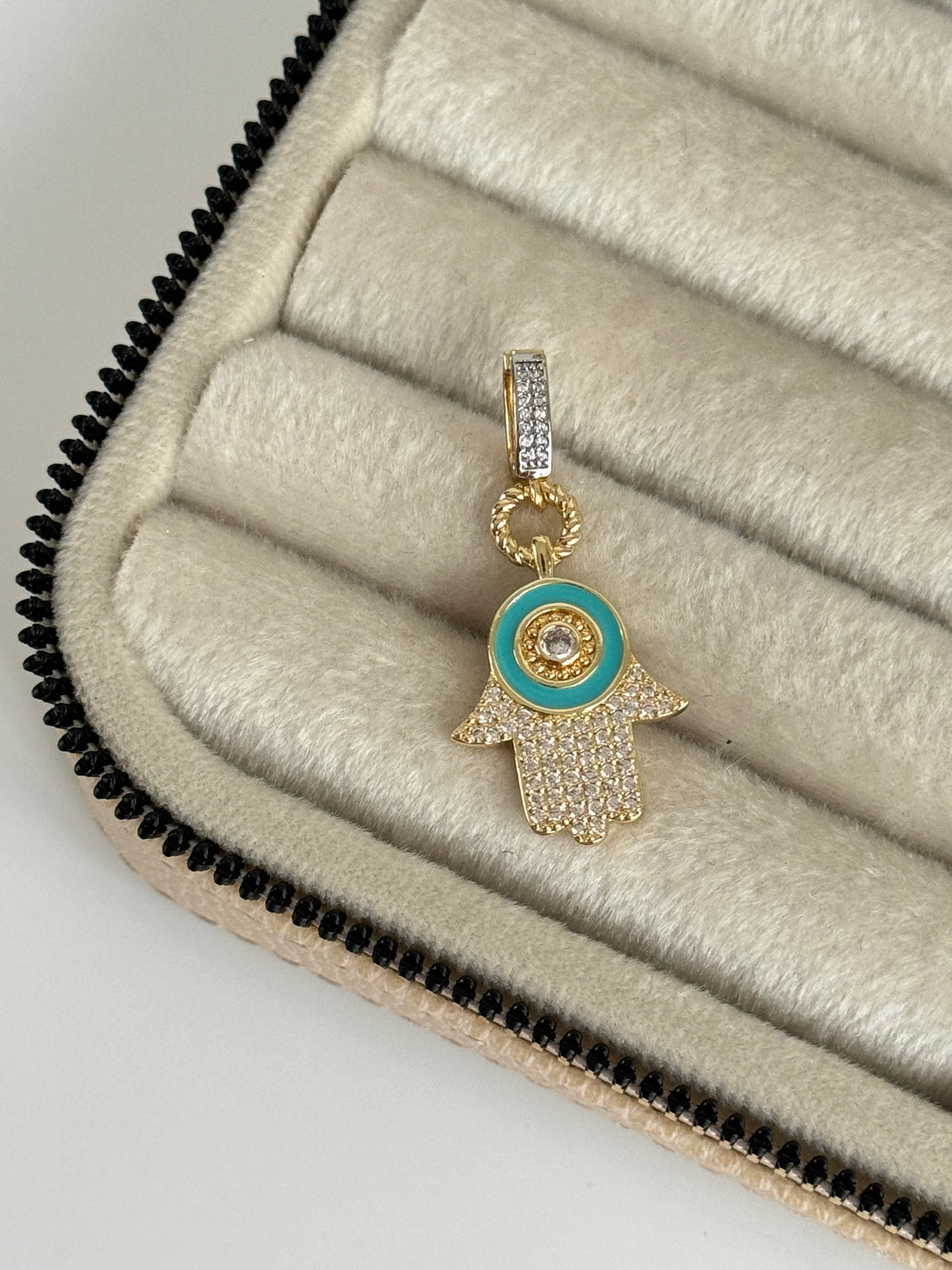 İTHAL FATİMA ANA ELİ DETAYLI GOLD CHARM