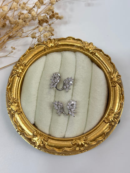 TAŞLI MELEK KANADI SİLVER KÜPE