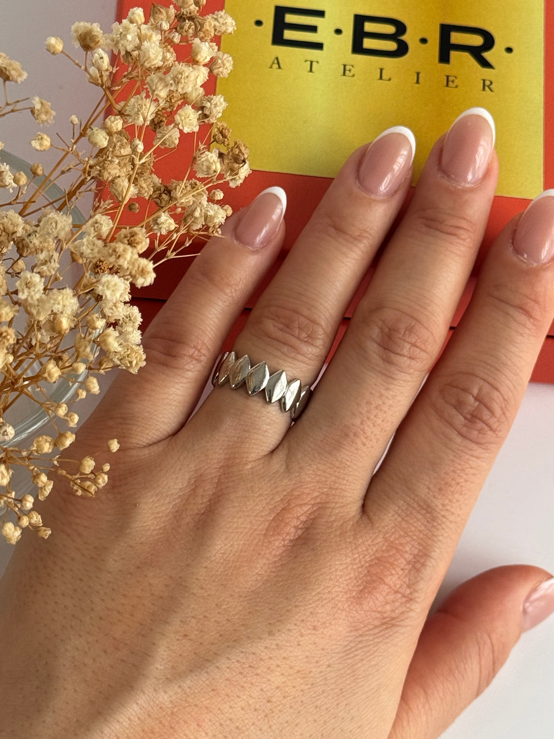 İTHAL DETAYLI SİLVER AYARLANABİLİR YÜZÜK