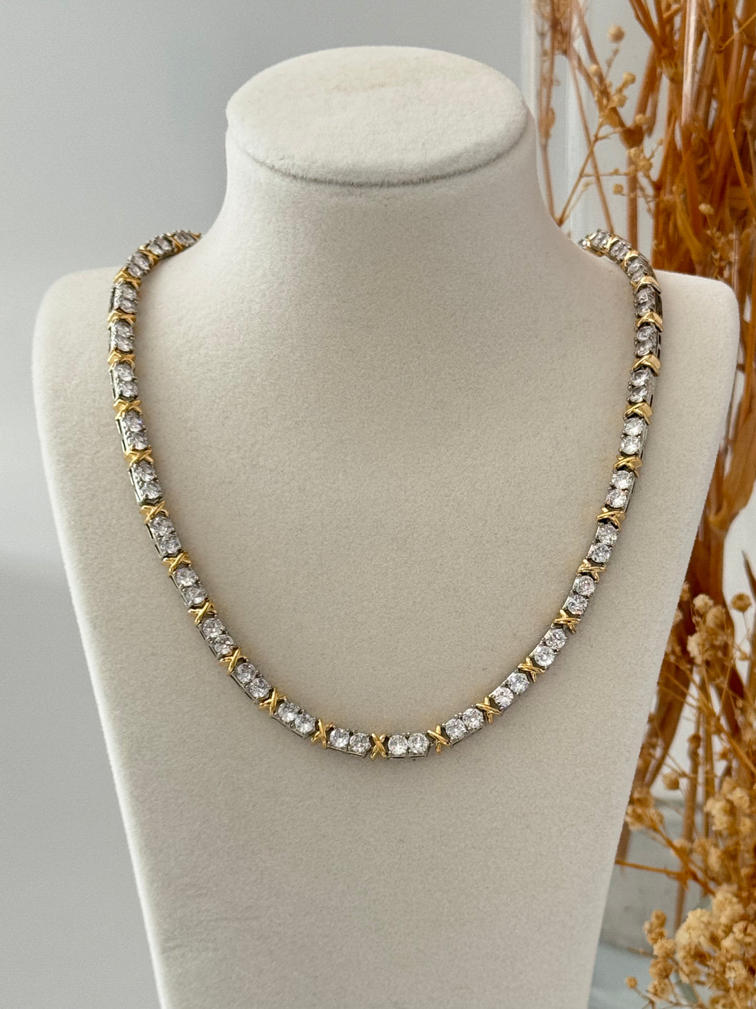 İTHAL MARKA MODEL DÖNMEYEN SU YOLU DÖKÜM KOLYE