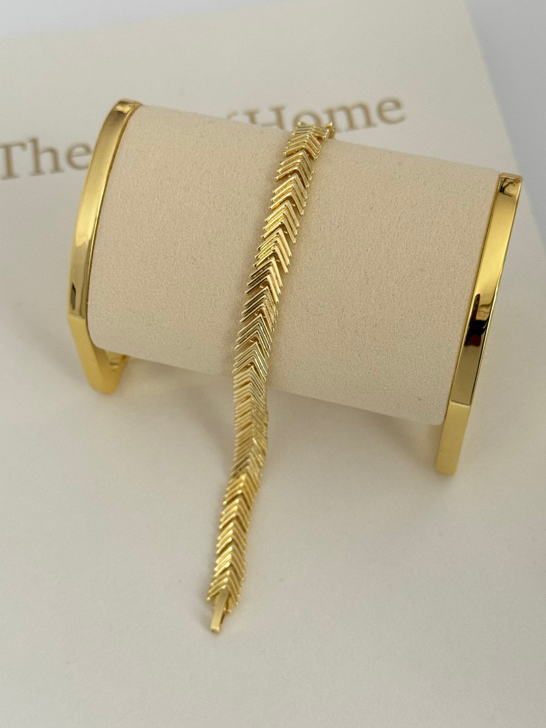 LİOREN KILÇIK DETAYLI GOLD BİLEKLİK