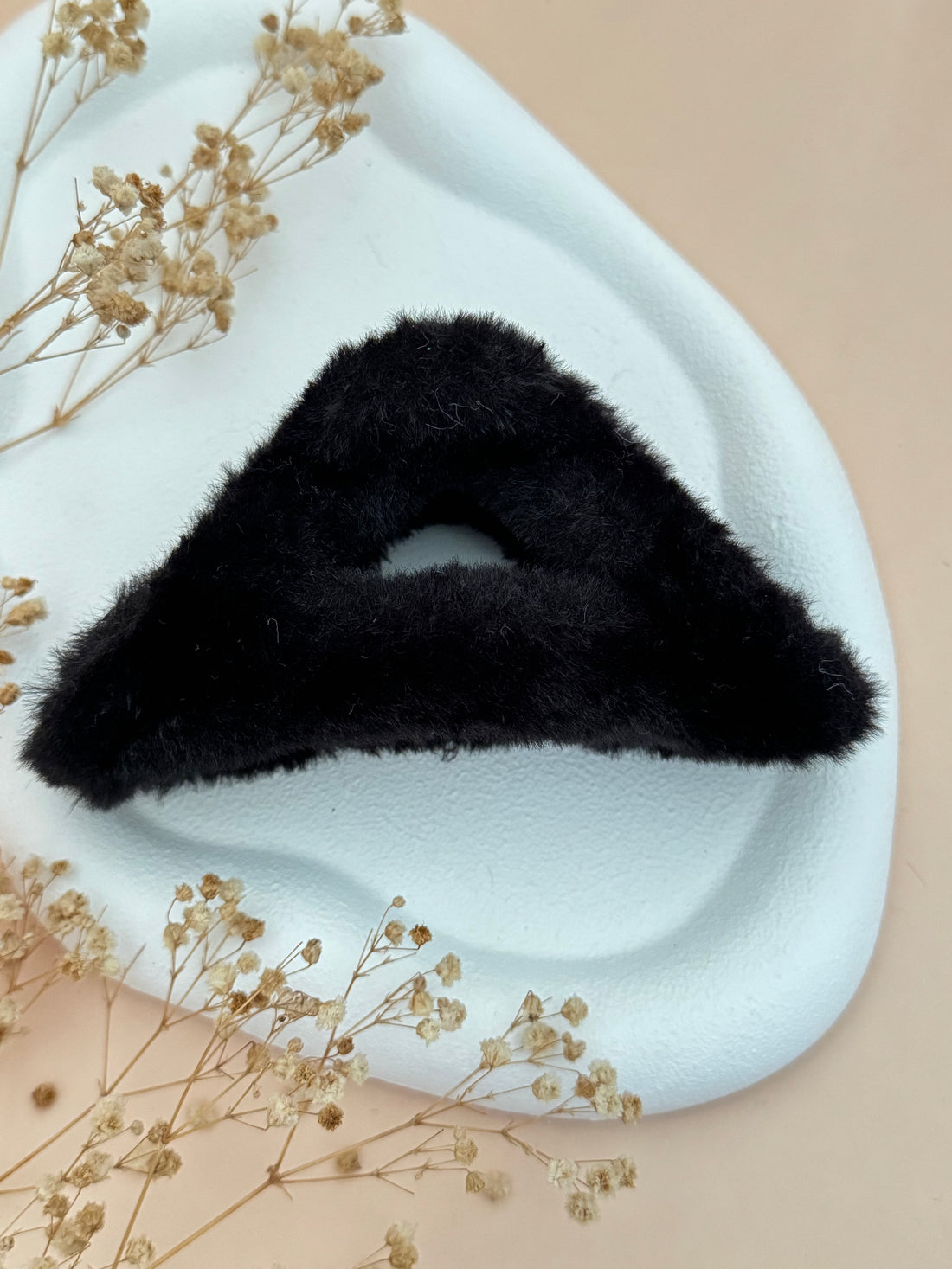 İTHAL SİYAH ÜÇGEN PELUŞ MANDAL TOKA