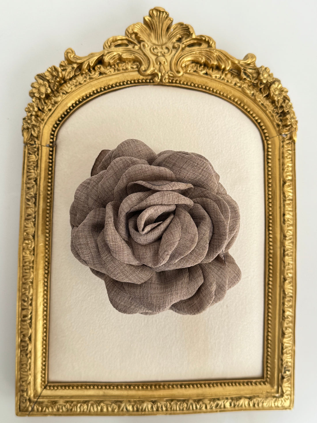 İTHAL Z*RA MARKA KAHVERENGİ GÜL MANDAL TOKA