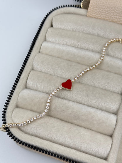 İTHAL KIRMIZI KALP DETAYLI ZİRKON TAŞLI BİLEKLİK