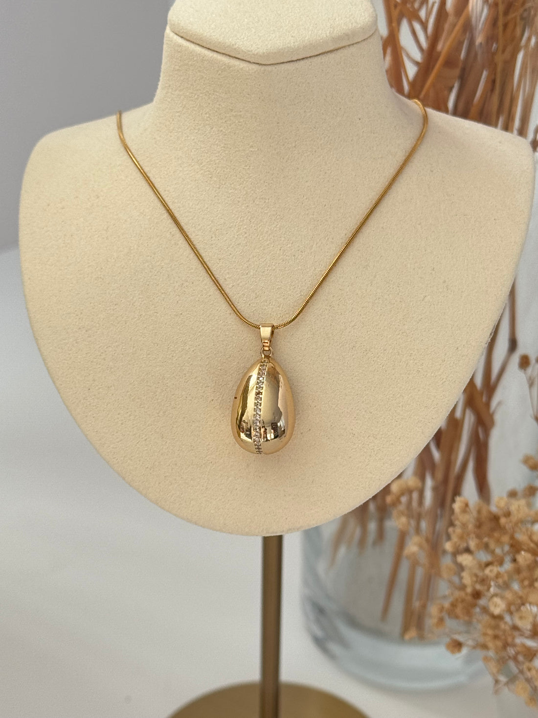 DAMLA DETAYLI MARKA MODEL GOLD ÇELİK KOLYE