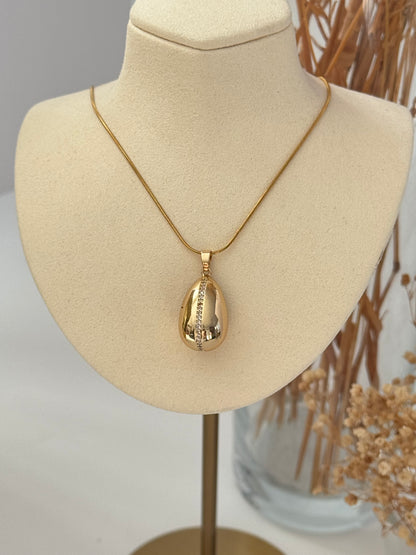 DAMLA DETAYLI MARKA MODEL GOLD ÇELİK KOLYE