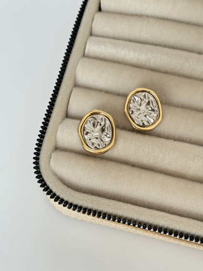 İTHAL OVAL DESENLİ GOLD-SİLVER KÜPE