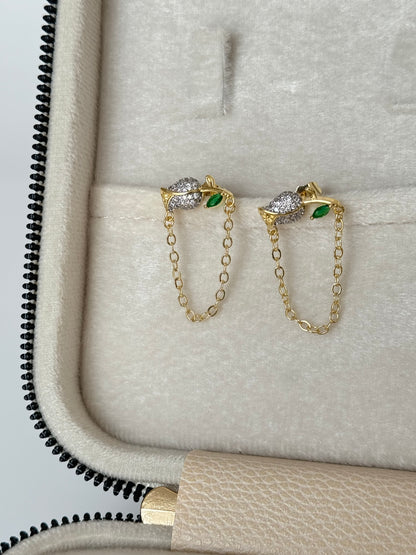 İTHAL LALE DETAYLI SALLANTILI GOLD KÜPE