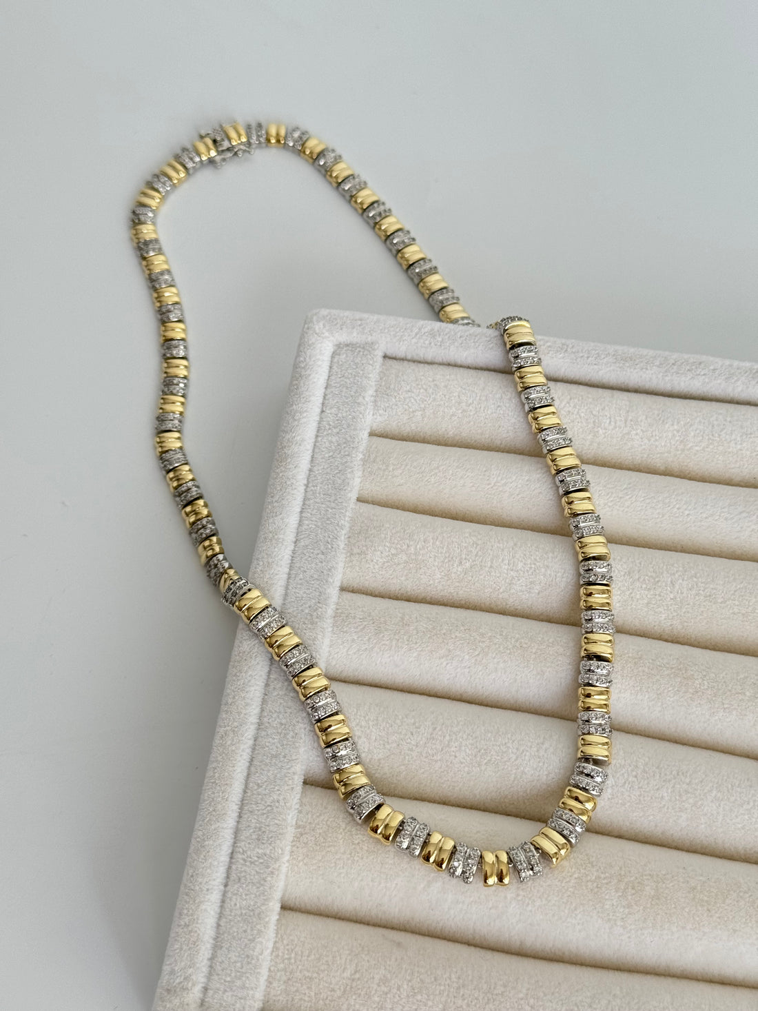 İTHAL SARMAL ÇİFT RENK KOLYE