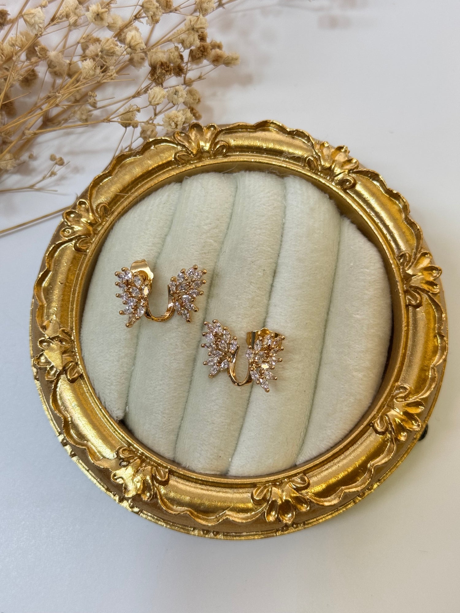 TAŞLI MELEK KANADI GOLD KÜPE