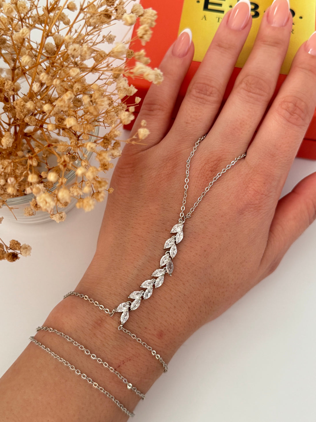 İTHAL TAŞ DETAYLI SİLVER ŞAHMERAN