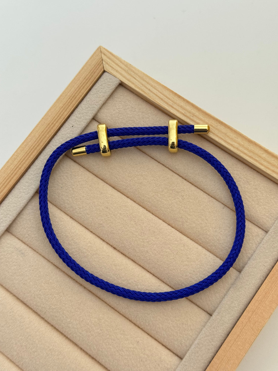 TEYA MAVİ AYARLANABİLİR ÇELİK BİLEKLİK