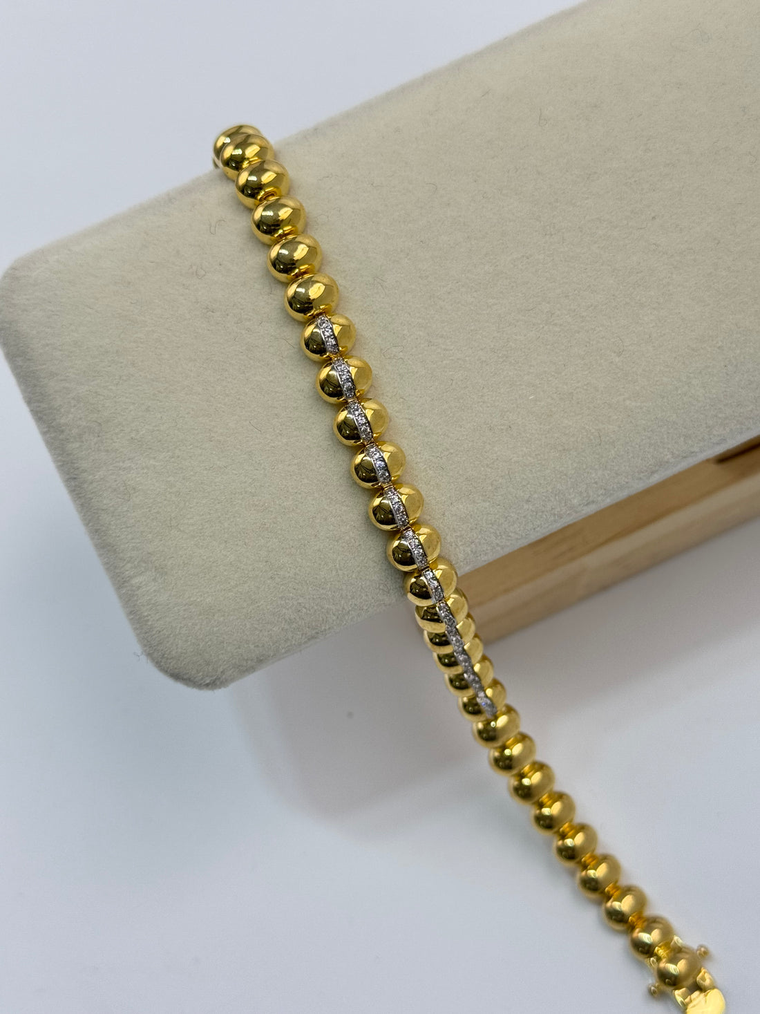 İTHAL OVAL DETAYLI GOLD BİLEKLİK