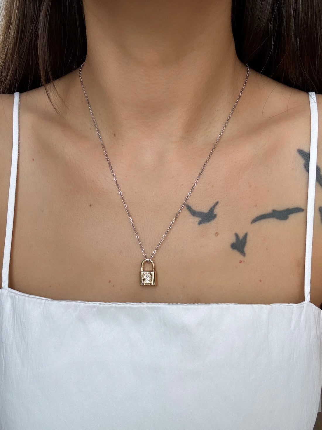 İTHAL KİLİT DETAYLI ÇELİK KOLYE