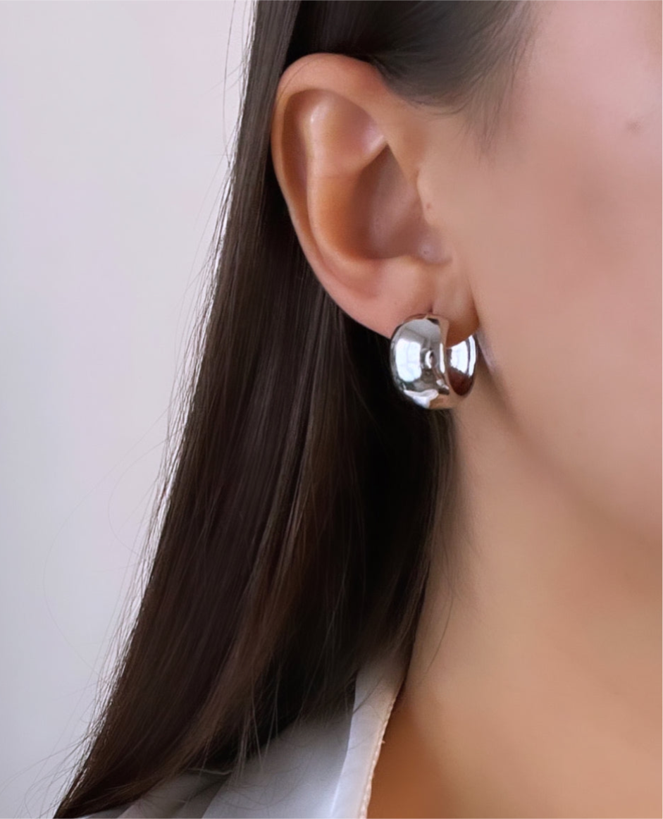 İTHAL GENİŞ HALKA SİLVER KÜPE