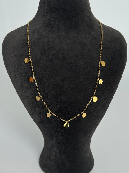 YILDIZ KALP DETAYLI GOLD ÇELİK KOLYE