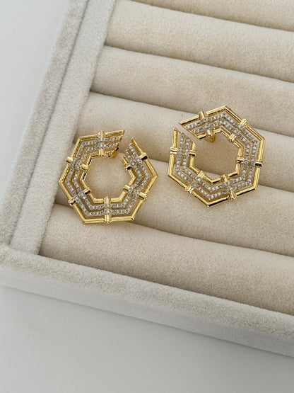 İTHAL TAŞLI ALTIGEN GOLD KÜPE